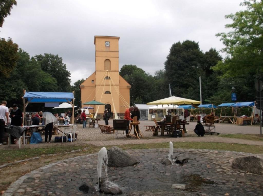 Sommergutshaus Ferienwohnungen Netzeband Bagian luar foto